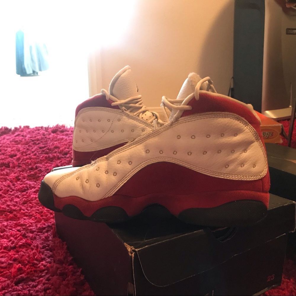 Shoes / jordan